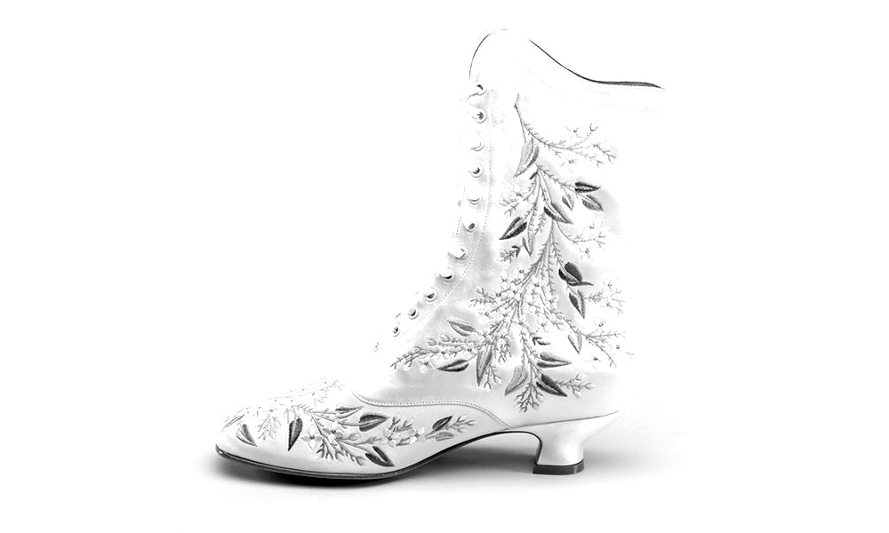 Flora Women's Embroidered Boots (Ivory)