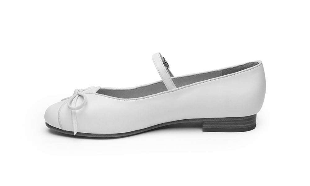 Claud Vintage Flats (Soft Ivory)