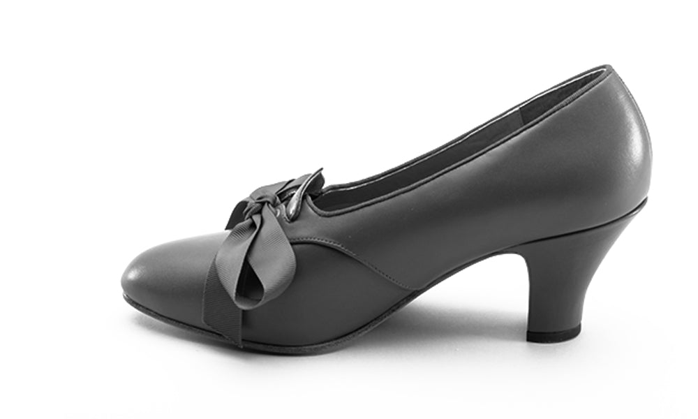 Hazel Women's Vintage Pumps (Navy)