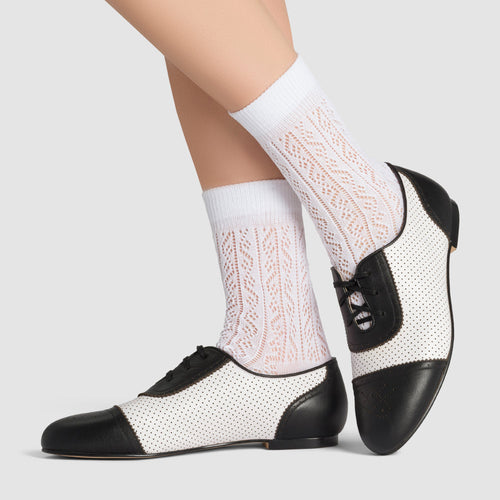 Beverly Sporting Flats (Black/Soft White)