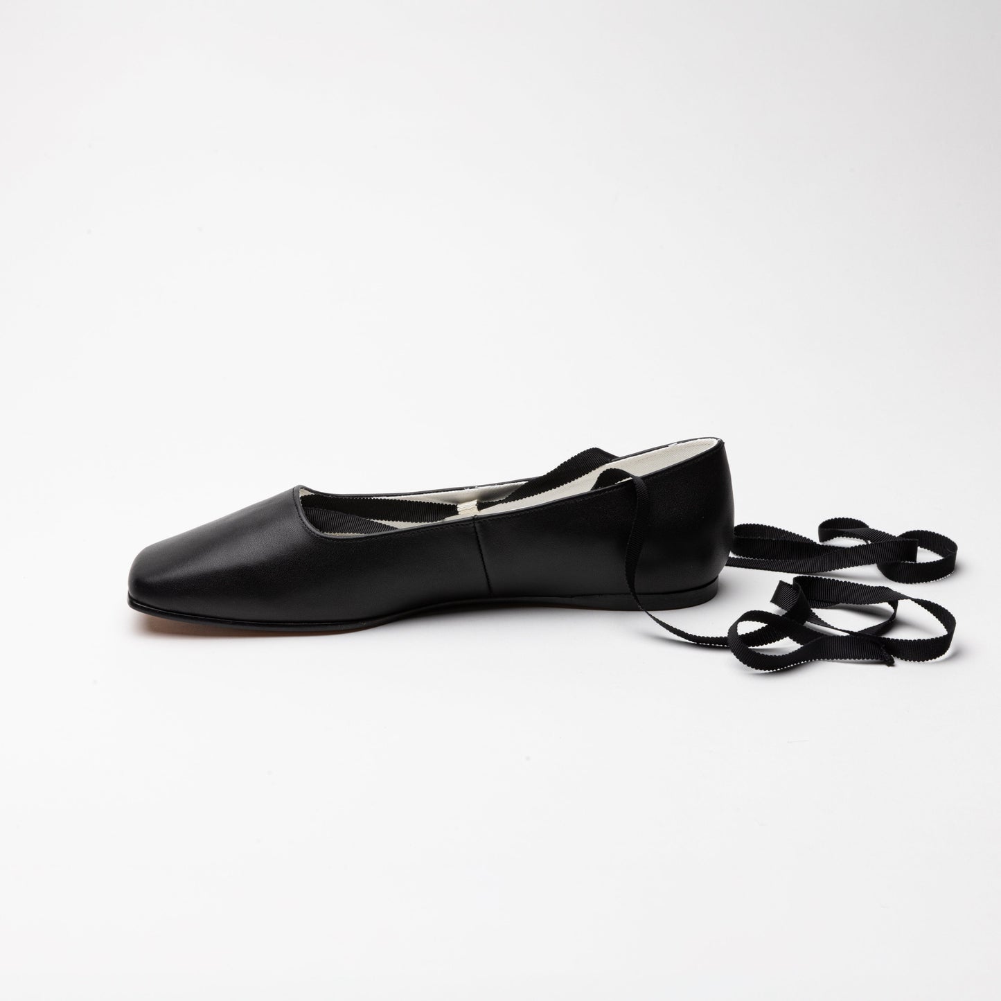 Bronte Slippers Wide (Black)