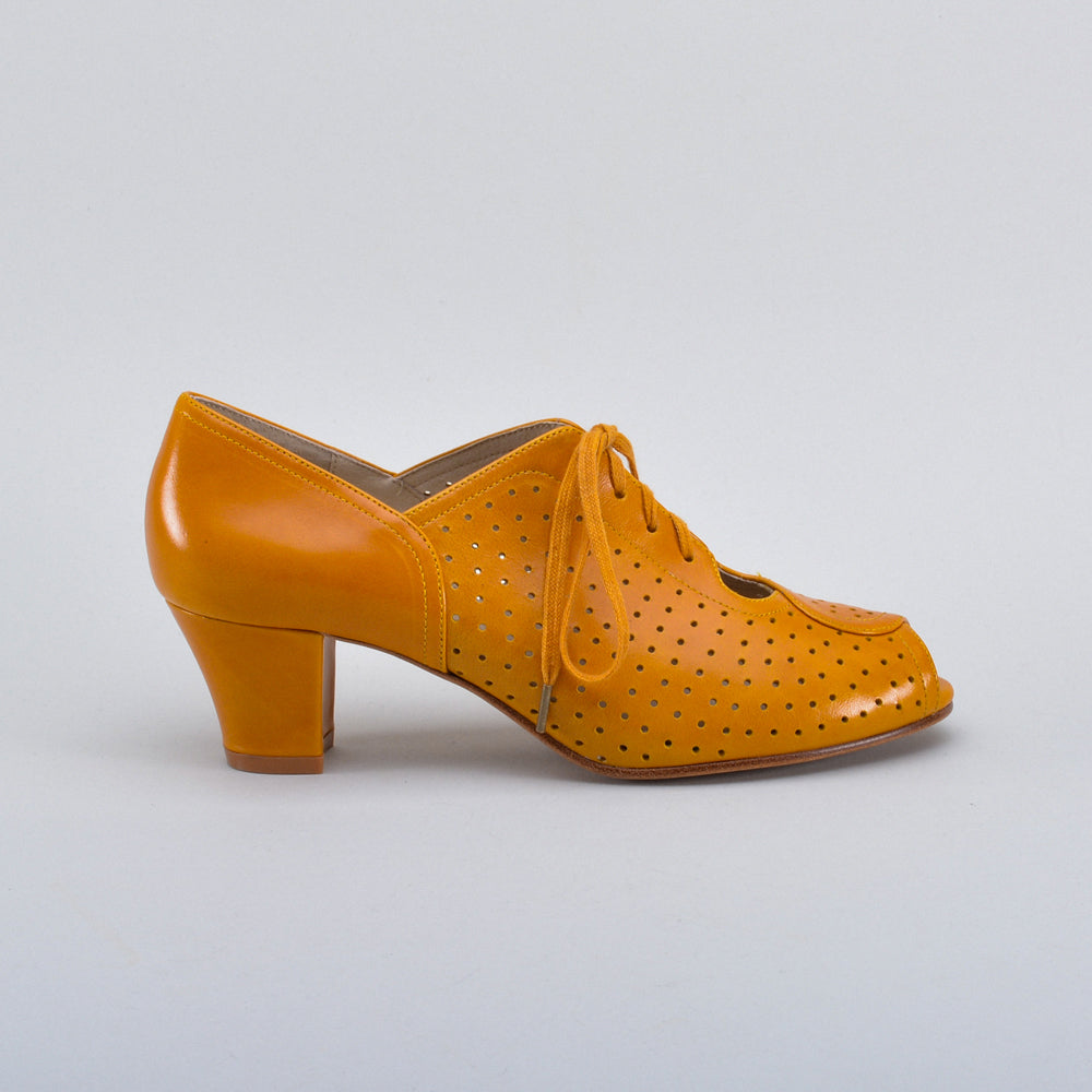 Jenny Vintage Oxfords (Goldenrod Yellow)