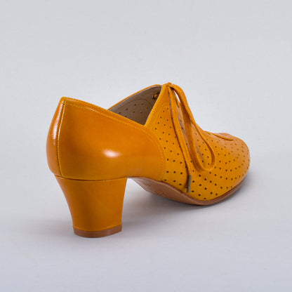 Jenny Vintage Oxfords (Goldenrod Yellow)