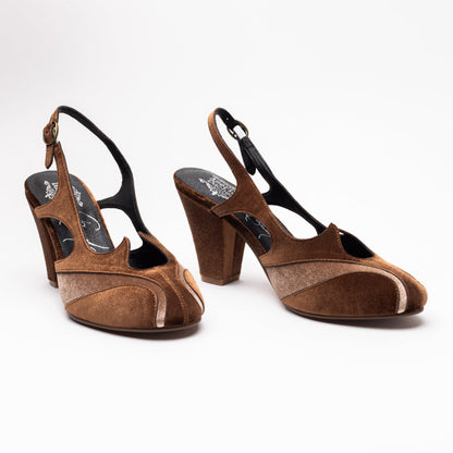 Kathryn Vintage Slingbacks (Hazelnut Wand)