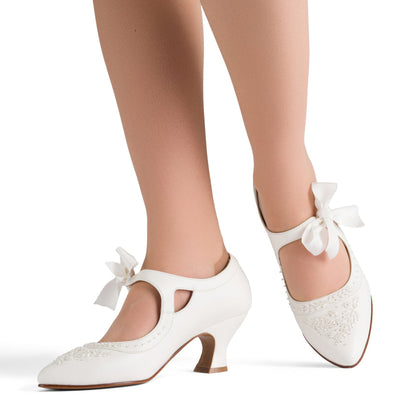 Laurel Beaded Edwardian Shoes Wide (Soft White)