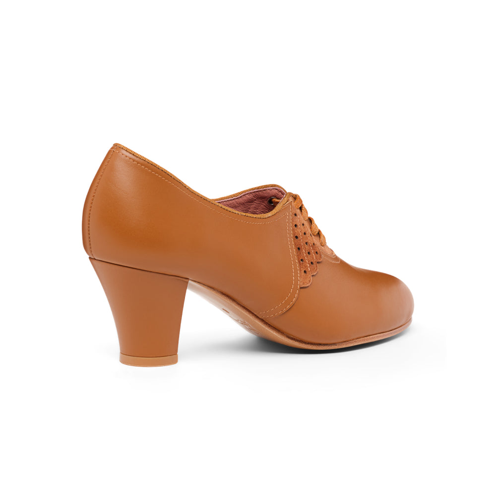 PRE-ORDER Annette Vintage Oxfords Wide (Caramel)