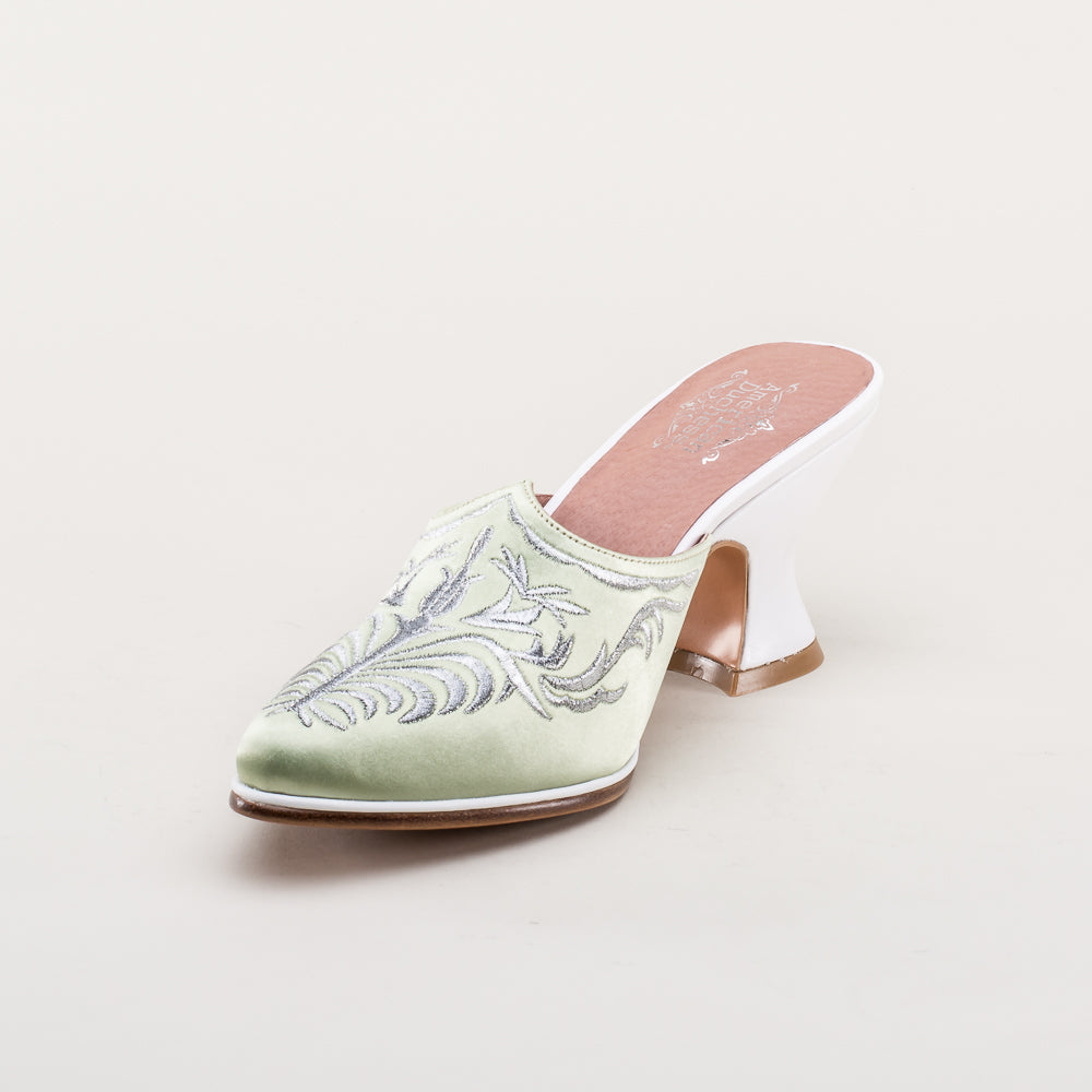 Antoinette 18th Century Mules (Green)