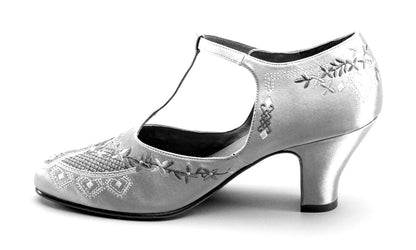 Daisy Embroidered T-Straps (Pink)