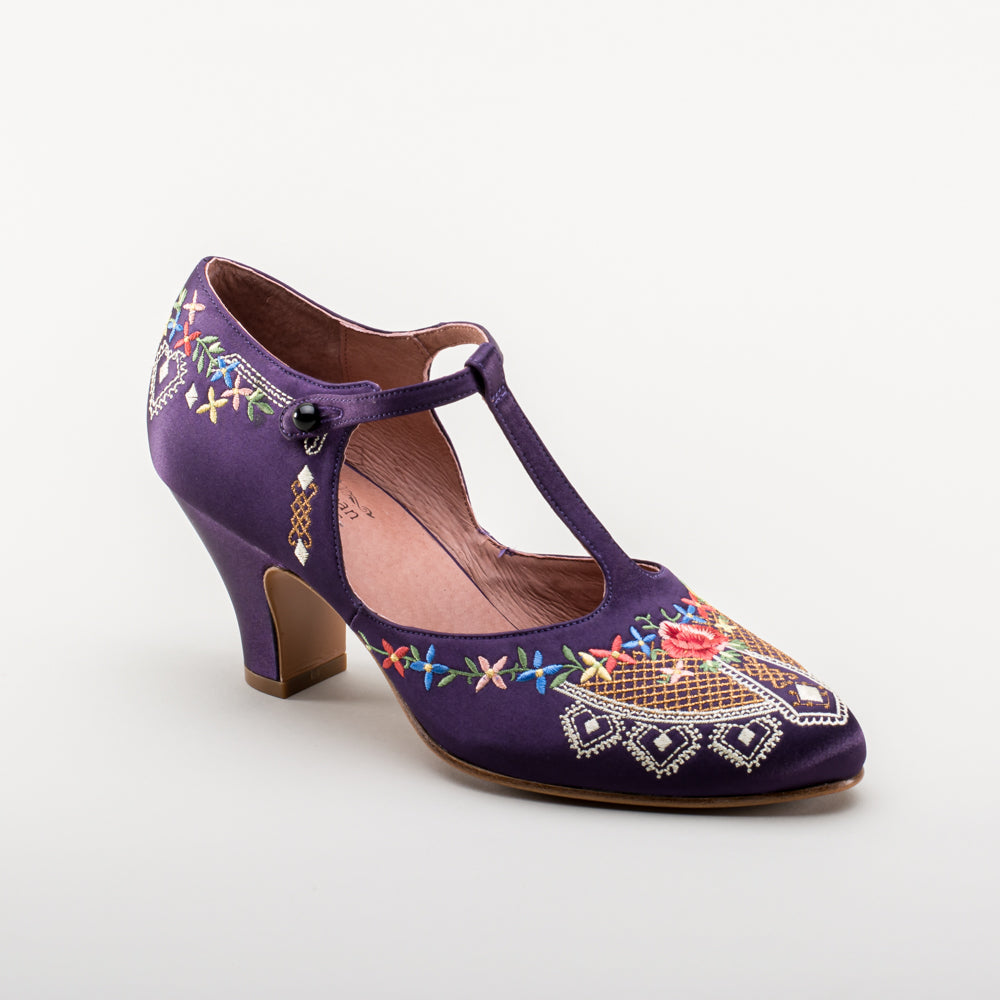 Daisy Embroidered T-Straps (Purple)