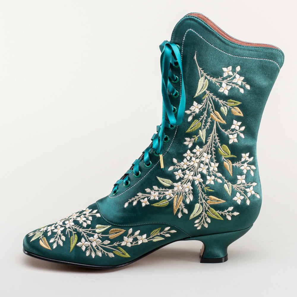 Flora Embroidered Boots Wide (Emerald Green)