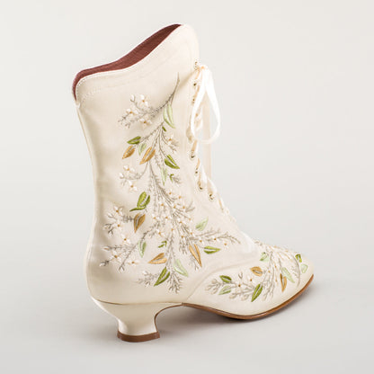 Flora Embroidered Boots Wide (Ivory)