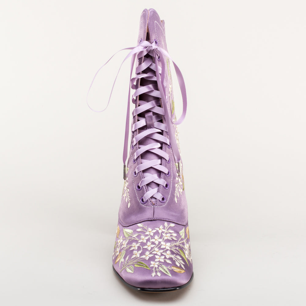 Flora Women's Embroidered Boots (Lavender)