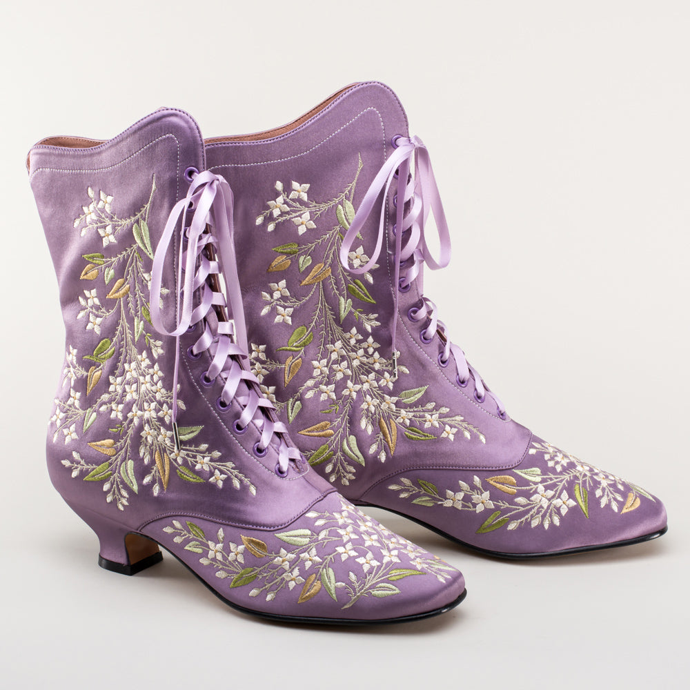 Flora Women's Embroidered Boots (Lavender)