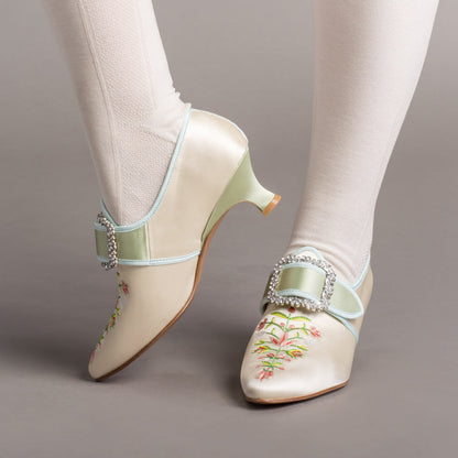 Primrose 18th Century Shoes (Ivory/Celadon Green)