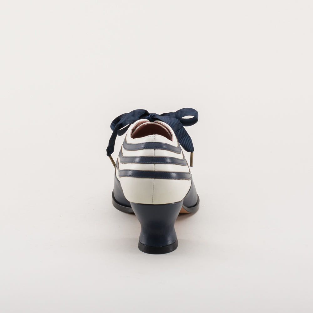 Bernadette Edwardian Oxfords Wide (Navy/Ivory)