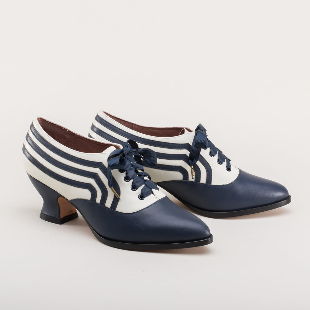 Bernadette Edwardian Oxfords Wide (Navy/Ivory)