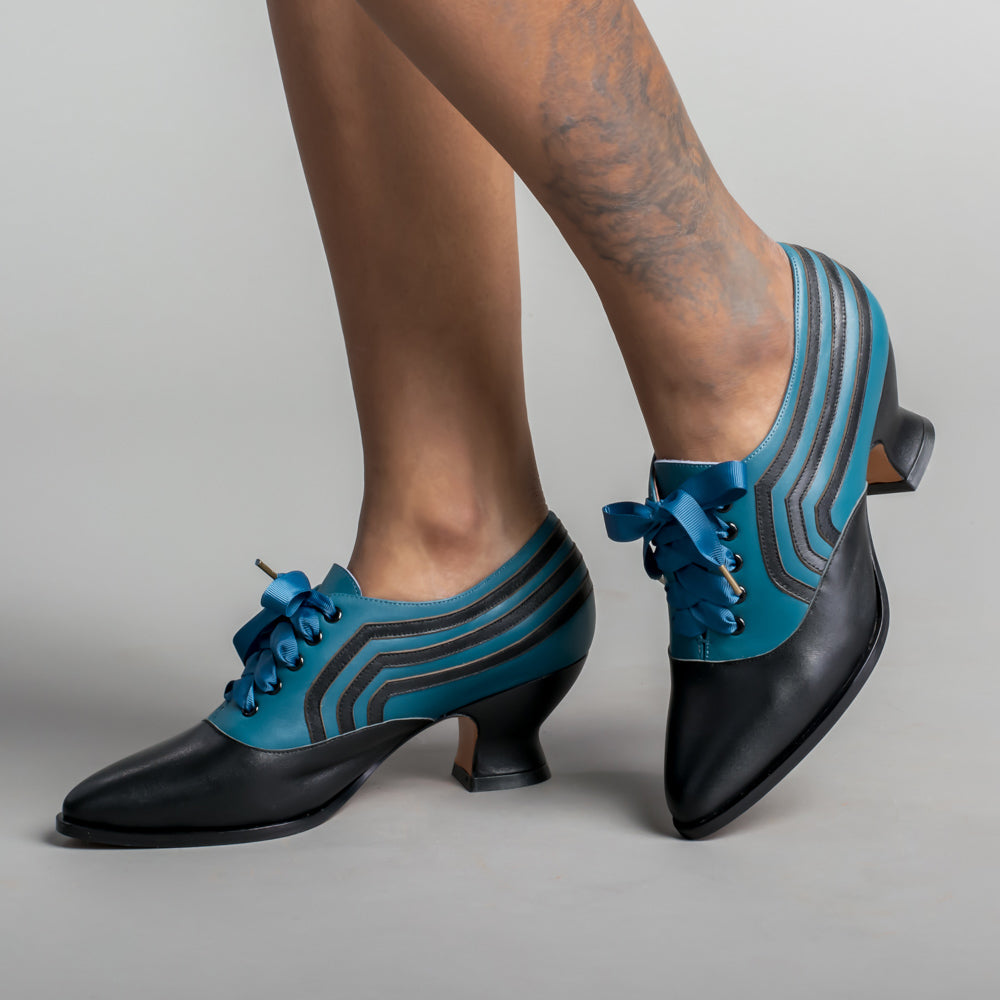 Bernadette Women's Edwardian Oxfords (Blue/Black)