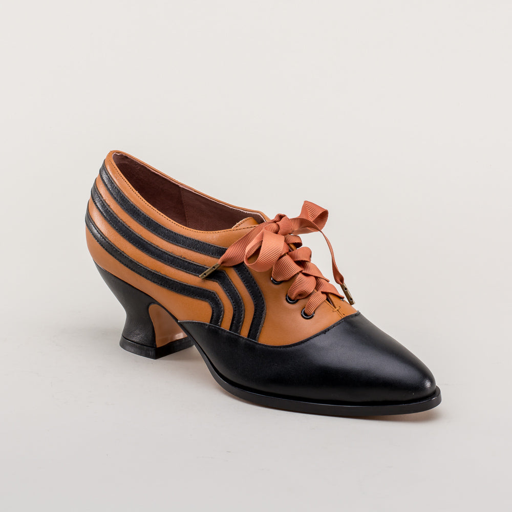Bernadette Edwardian Oxfords (Cognac/Black)