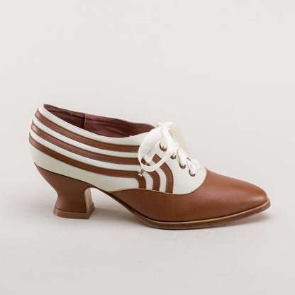 Bernadette Edwardian Oxfords (Tan/Ivory)