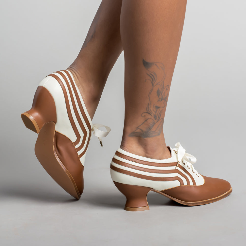 Bernadette Edwardian Oxfords (Tan/Ivory)