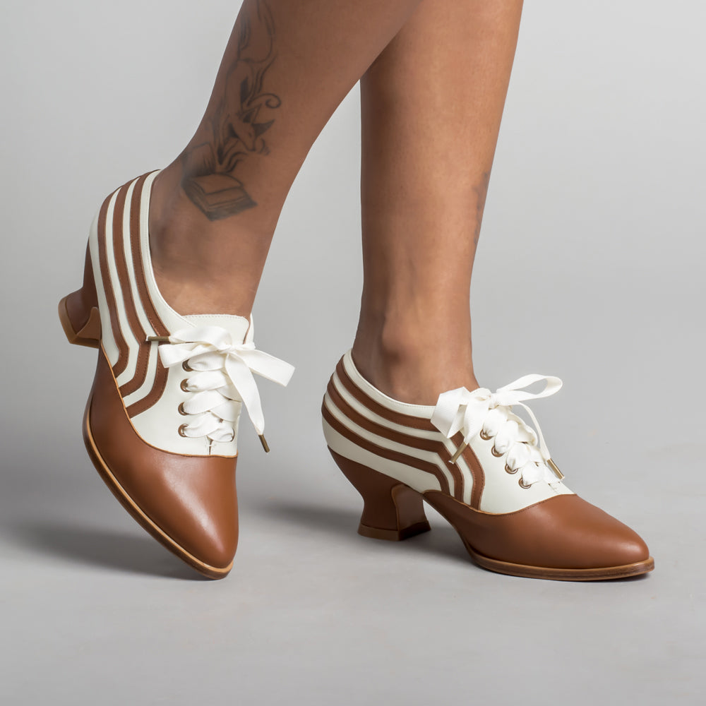 Bernadette Edwardian Oxfords (Tan/Ivory)