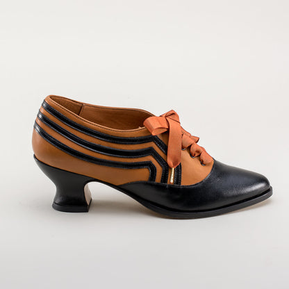Bernadette Women's Edwardian Oxfords (Cognac/Black)