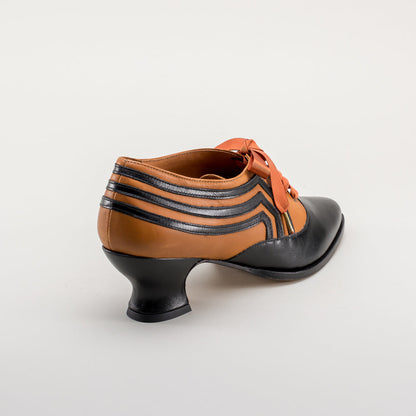Bernadette Women's Edwardian Oxfords (Cognac/Black)