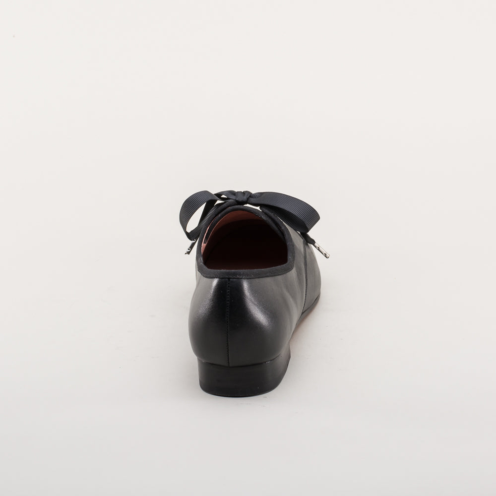 Bertie Regency Pumps (Black)