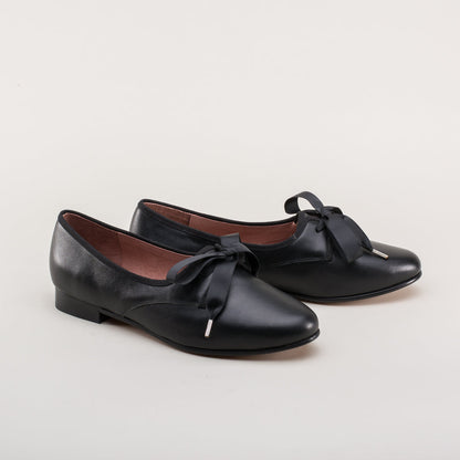 Bertie Regency Pumps (Black)