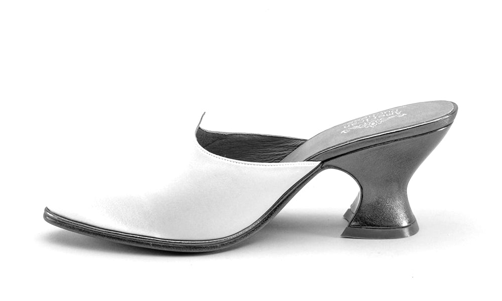 Charlotte 18th Century Mules (Ivory)