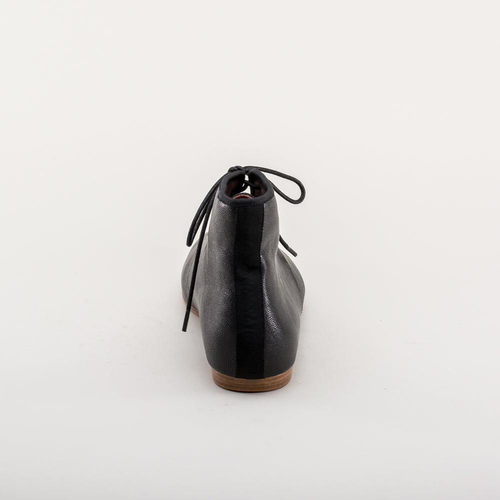 Emma Regency Leather Boots (Black)