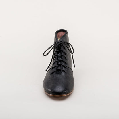 Emma Regency Leather Boots (Black)