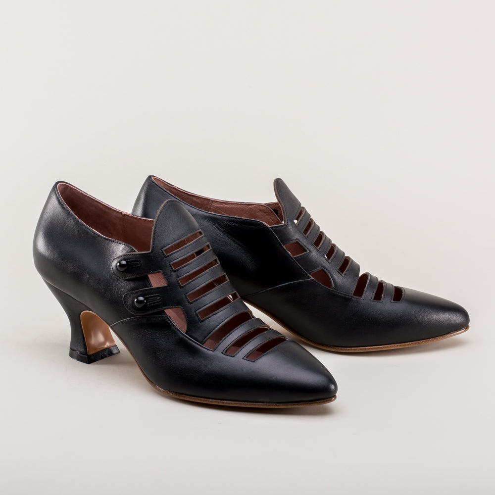 Endora Victorian Witch Shoes (Bewitching Black)