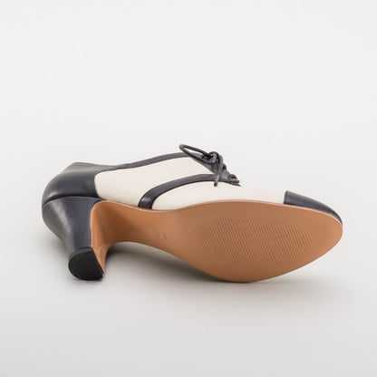 Evelyn Retro Oxfords (Tan/Black)