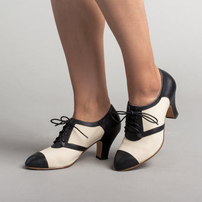 Evelyn Retro Oxfords (Tan/Black)