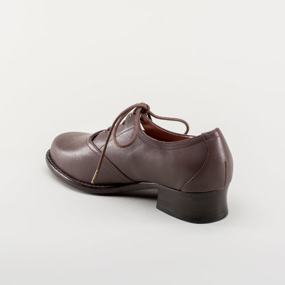 Ghillie Vintage Lace-Up Shoes (Brown)