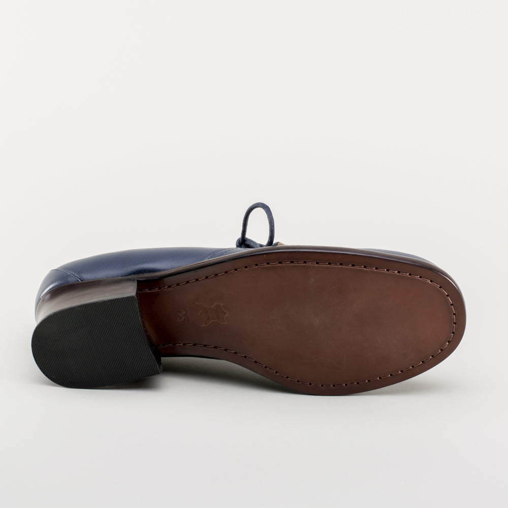 Ghillie Vintage Lace-Up Shoes (Navy)