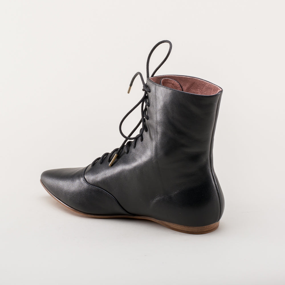 Hartfield Regency Leather Boots (Black)