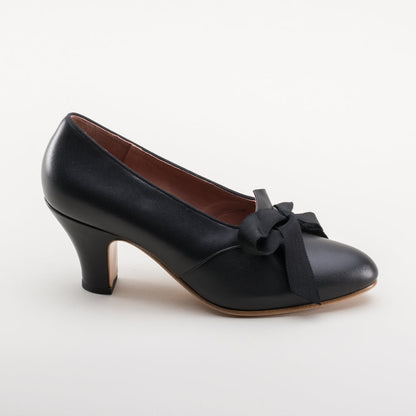 Hazel Women's Vintage Pumps (Black)