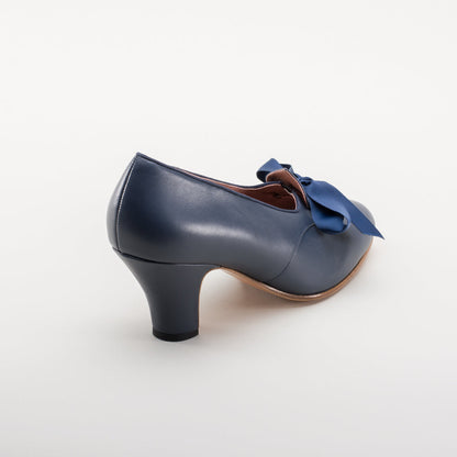 Hazel Women's Vintage Pumps (Navy)