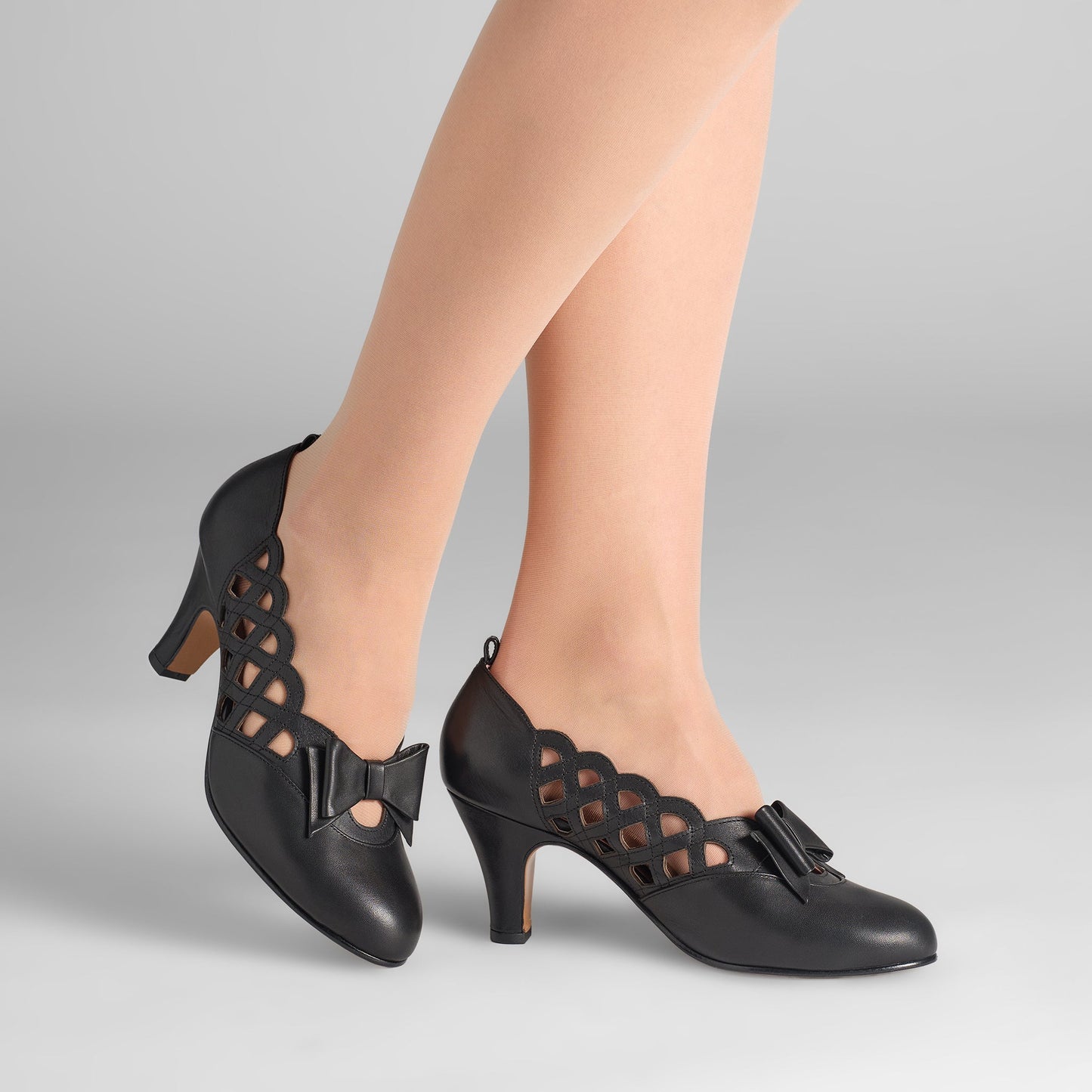 Jessie Vintage Pumps (Black)