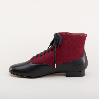Larkspur Wool/Leather Lace-Up Boots (Burgundy/Black)
