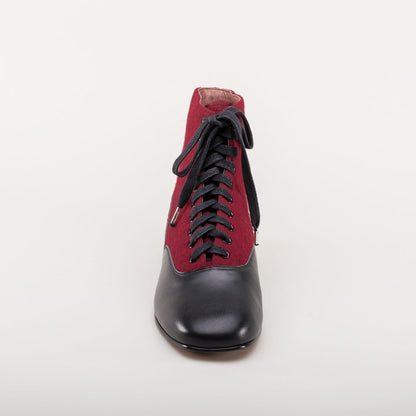 Larkspur Wool/Leather Lace-Up Boots (Burgundy/Black)