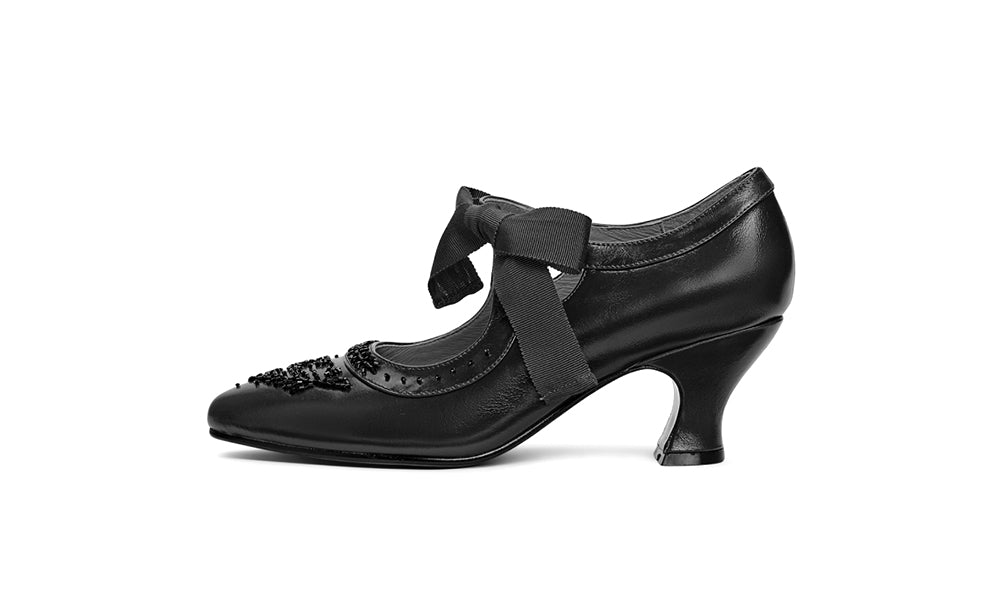 PRE-ORDER Laurel Beaded Edwardian Shoes (Burgundy/Black)