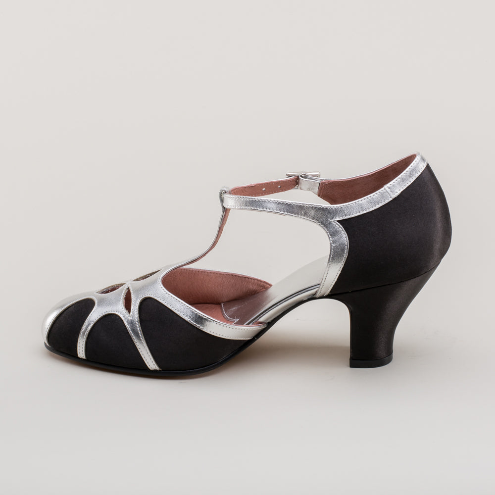 Lilith Vintage Flapper T-Straps (Black/Silver)