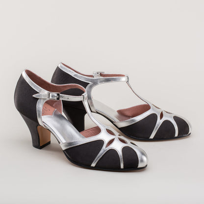 Lilith Vintage Flapper T-Straps Wide (Black/Silver)