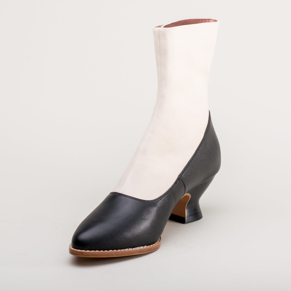 Manhattan Victorian Cloth-Top Button Boots (Ivory/Black)