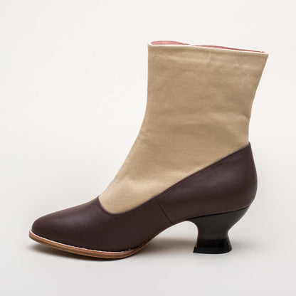 Manhattan Victorian Cloth-Top Button Boots (Tan/Brown)