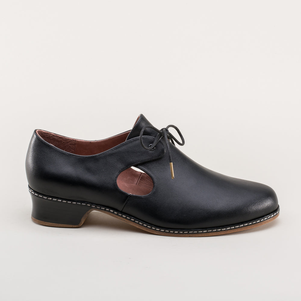 Marlowe Men's Renaissance Shoes (Black)