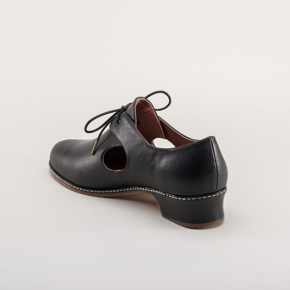 Marlowe Men's Renaissance Shoes (Black)